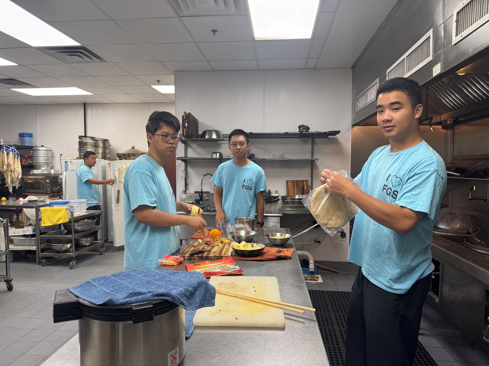 Fo Guang University Overseas Internship – Week Two: Immersing in the Heart of Texas Culture as Faculty Bring Encouragement from Taiwan and Students Build Cross-Cultural Friendships