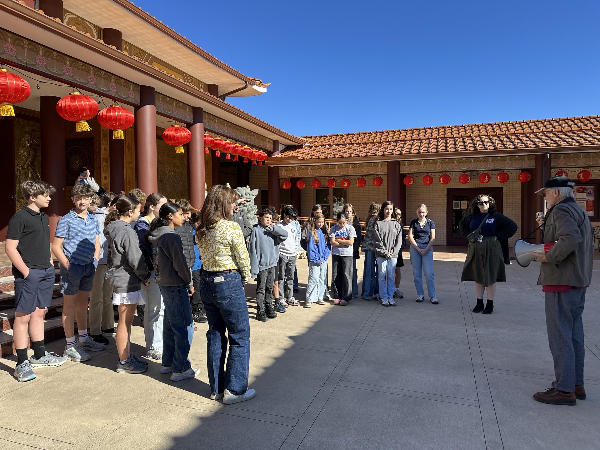 Xiangyun Temple Hosts Paragon Prep Elementary School World Culture Program Visit