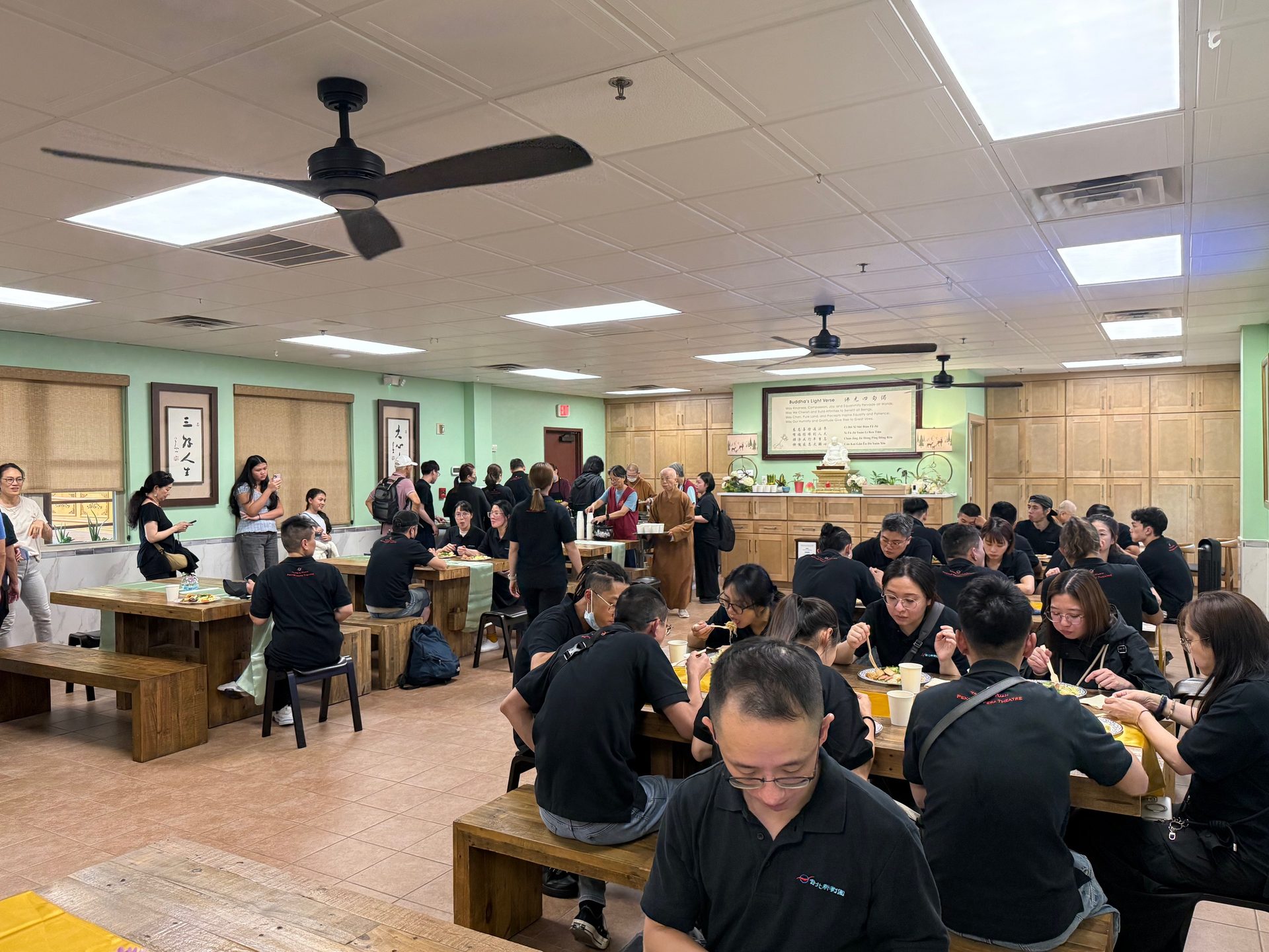 Welcome Banquet – Xiang Yun Temple Welcomes Taipei’s New Theater Troupe