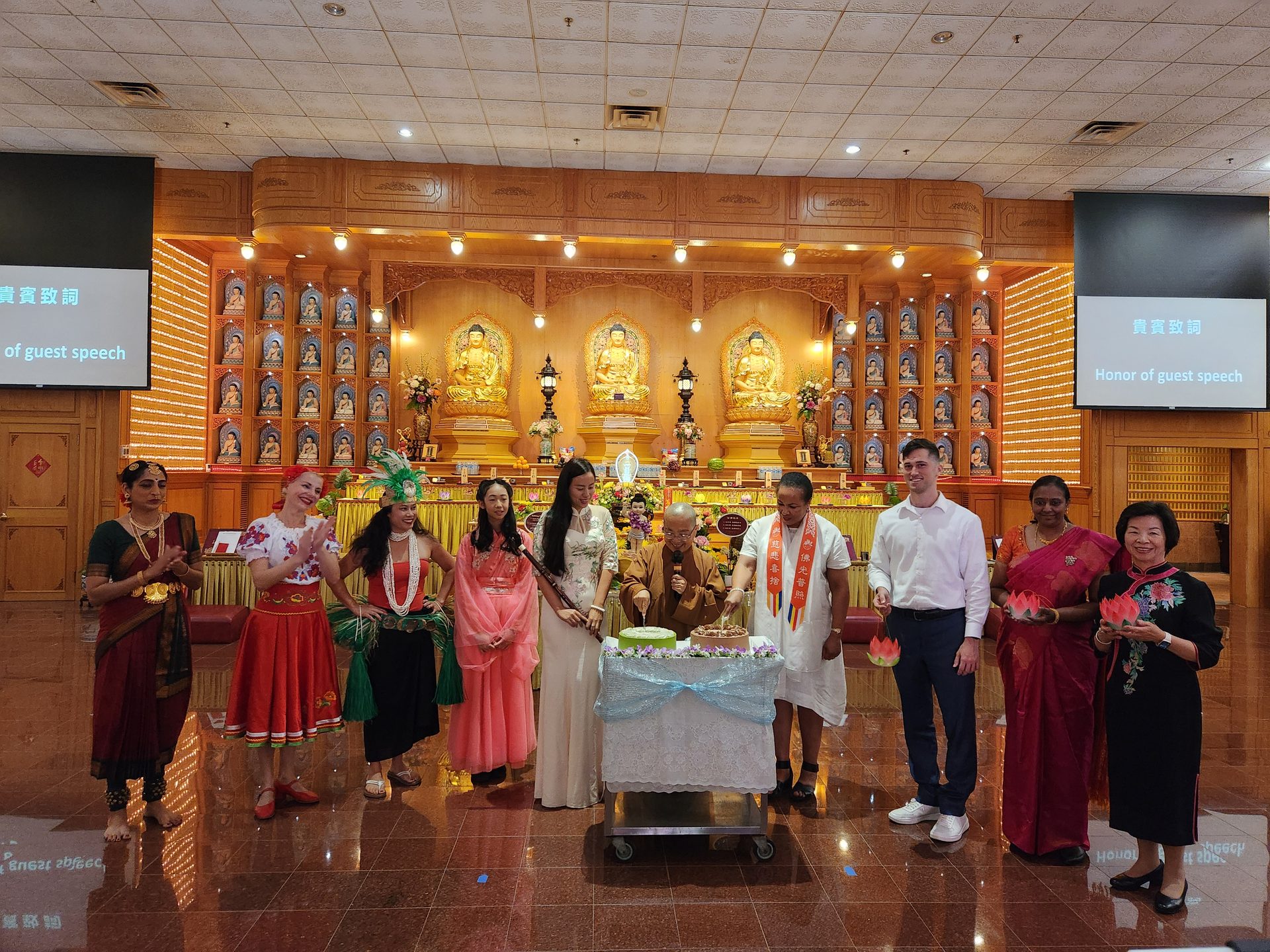 Xiangyun Temple Celebrated Buddha's Birthday