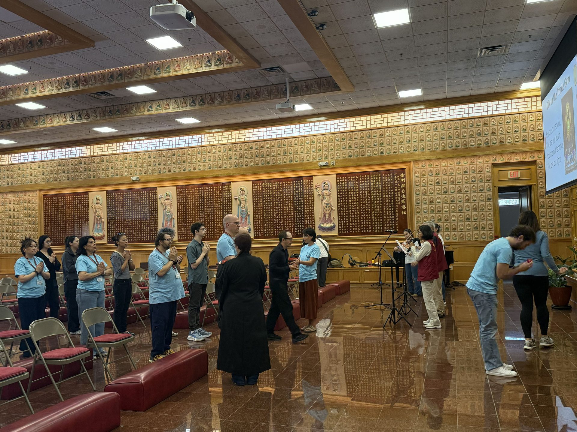 Xiang Yun Temple “Opening the Door to Wisdom” — English Three-Day Meditation Retreat Concludes Successfully