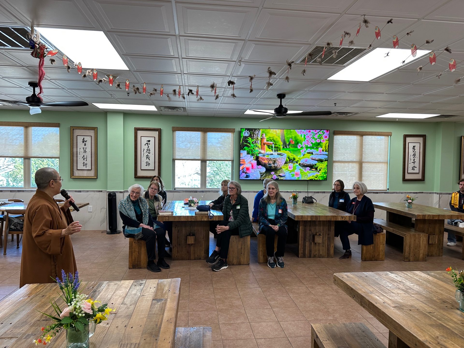 UT University Lifelong Learning Center Visits Xiangyun Temple for the Third Time