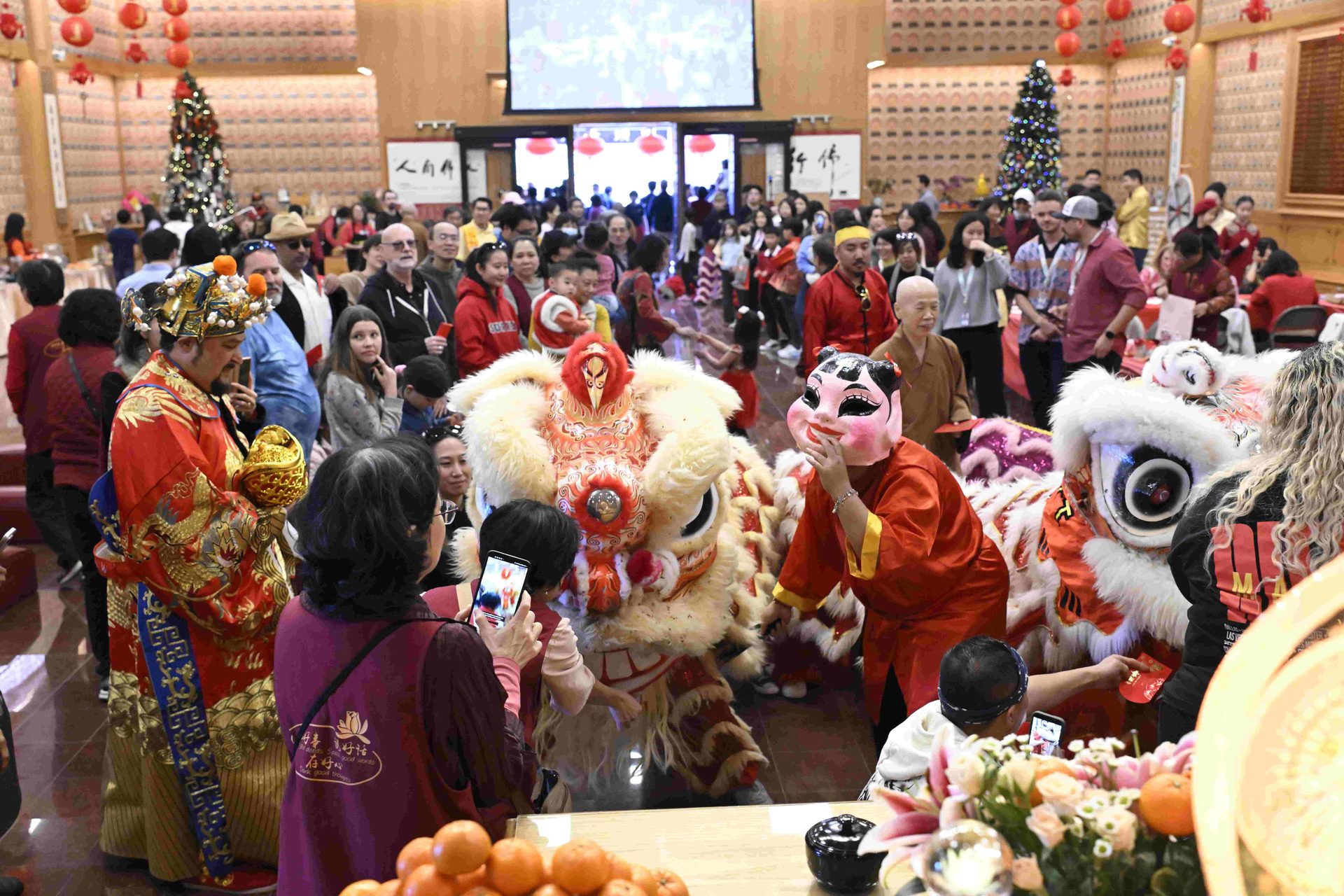 Spring Festival Cultural Harmony • A Surge of Compassion — Xiangyun Temple's Ethnic Experience Warms Austin
