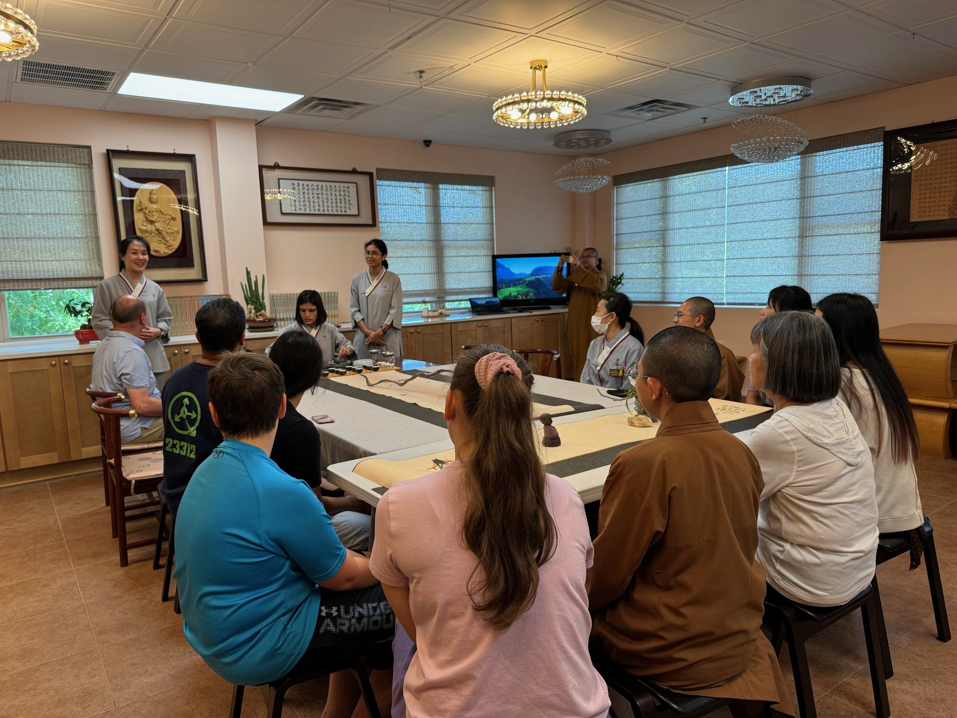 Fo Guang Shan Tsung-Lin University Visits Austin for Studying Abroad