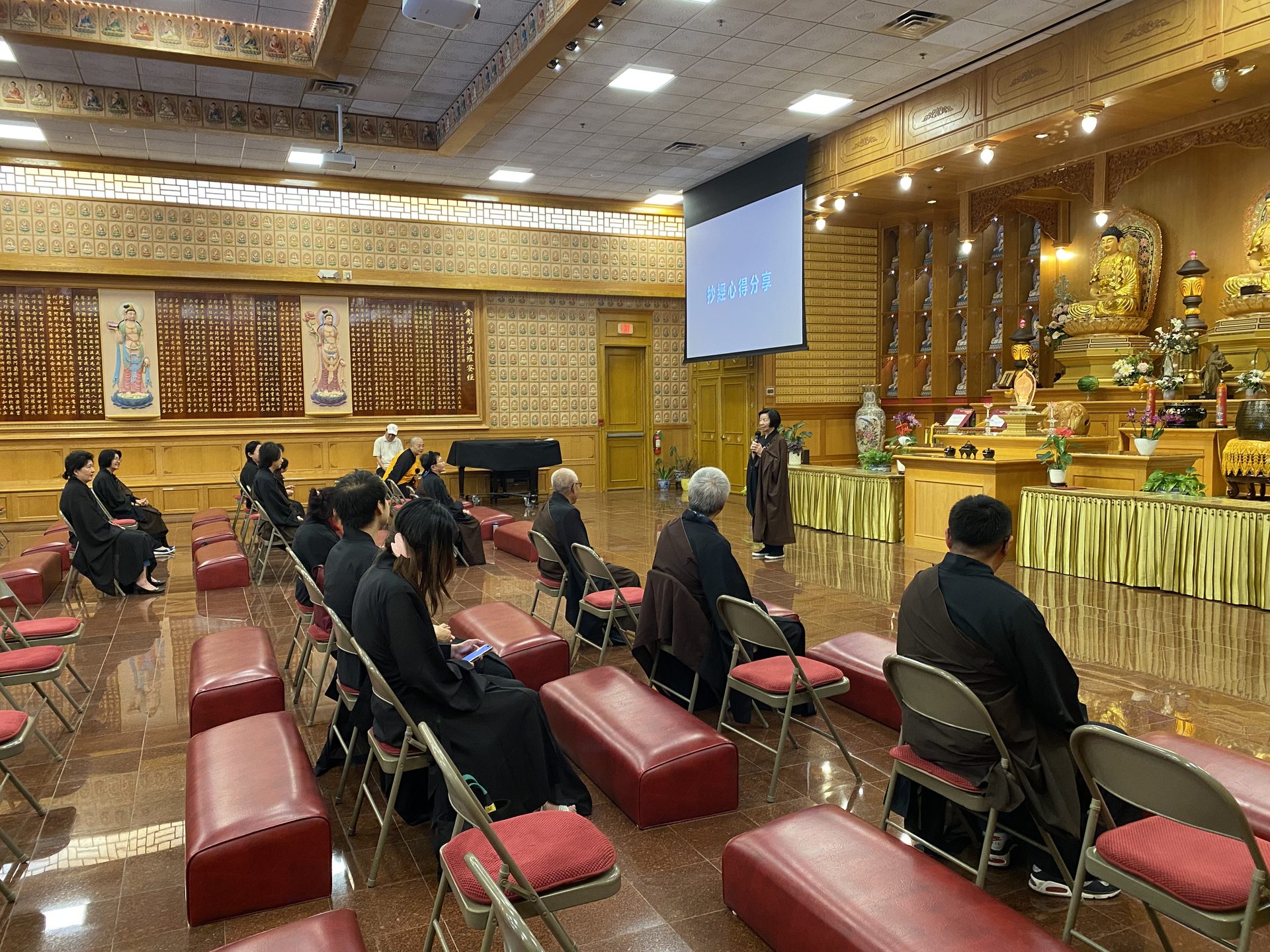 Scripture Transcription Practice at Xiang Yun Temple: Monastics and Devotees Gather to Reflect on Dependent Origination