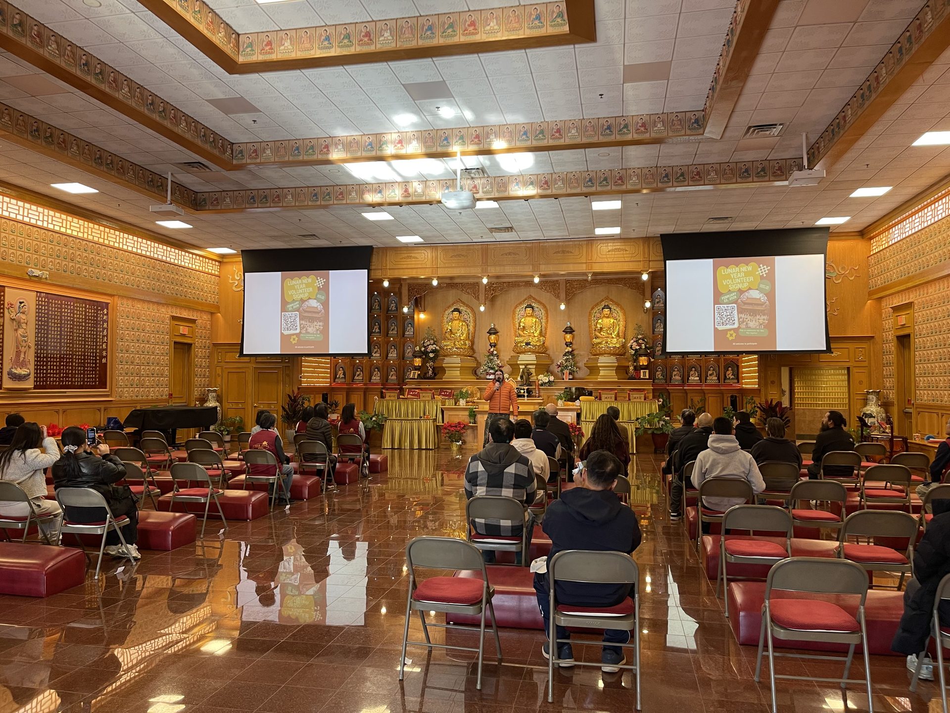 Xiangyun Temple Hangs Lanterns High — Cultivating Blessings Through Action, Cultivating Wisdom Through Harmony