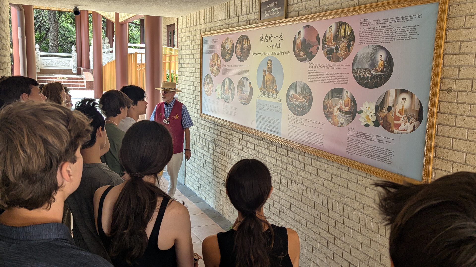 Austin Students visit Xiang Yun Temple to learn about Chinese culture and Buddhism