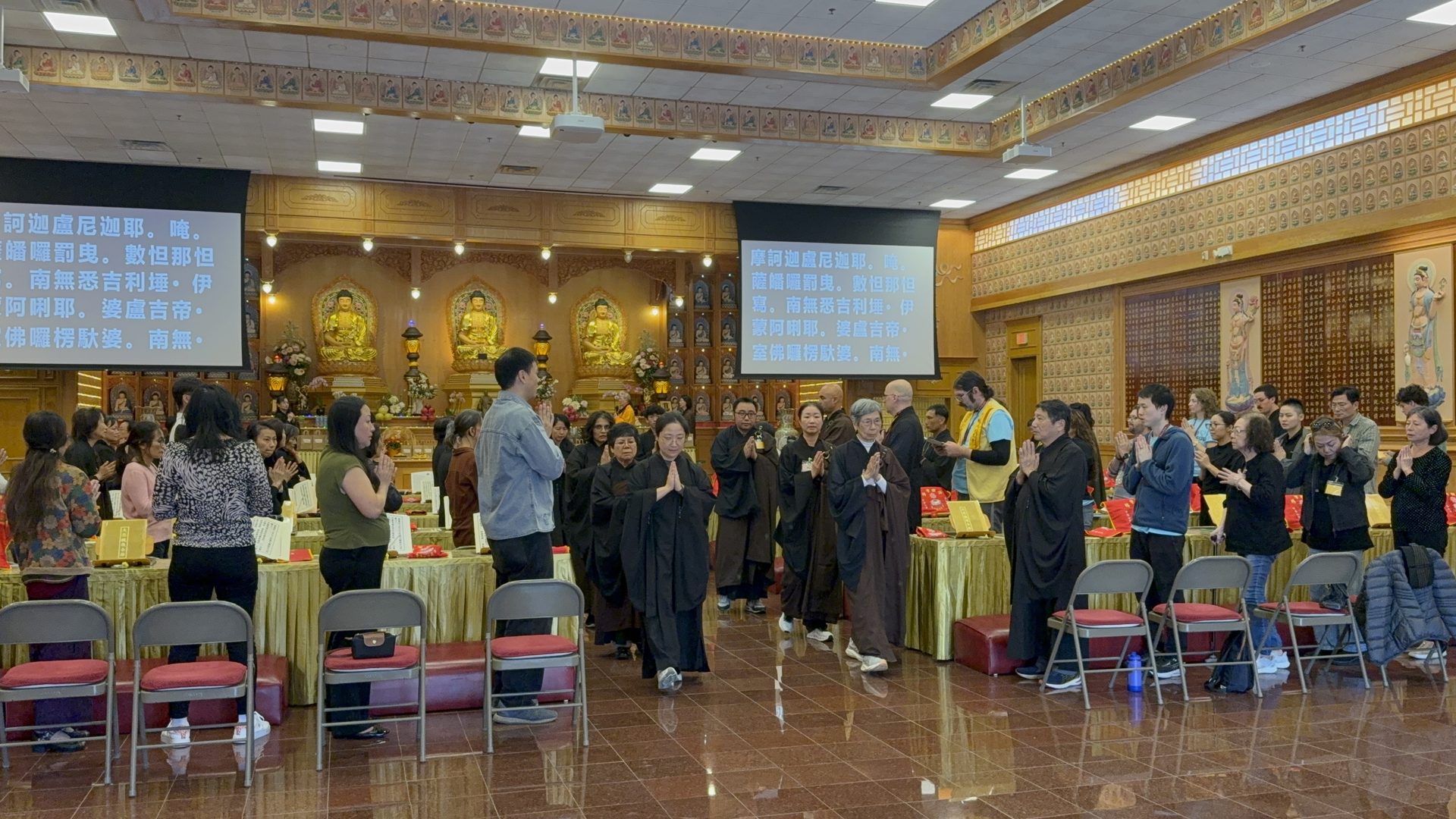 Xiang Yun Temple “Opening the Door to Wisdom” — English Three-Day Meditation Retreat Concludes Successfully