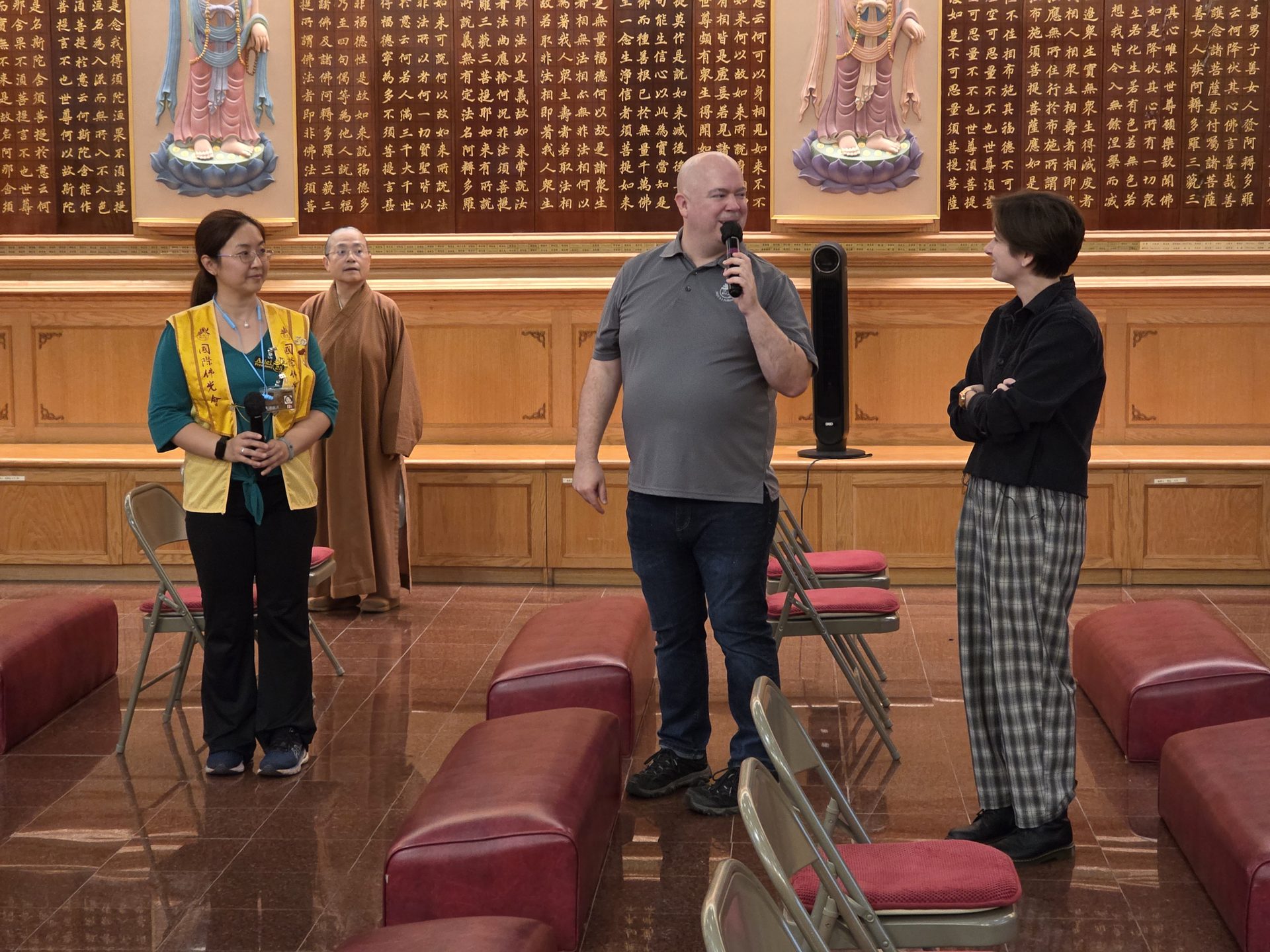 Xiangyun Temple “Easy Digging” Film Screening — Digging Inward, Seeing the Self