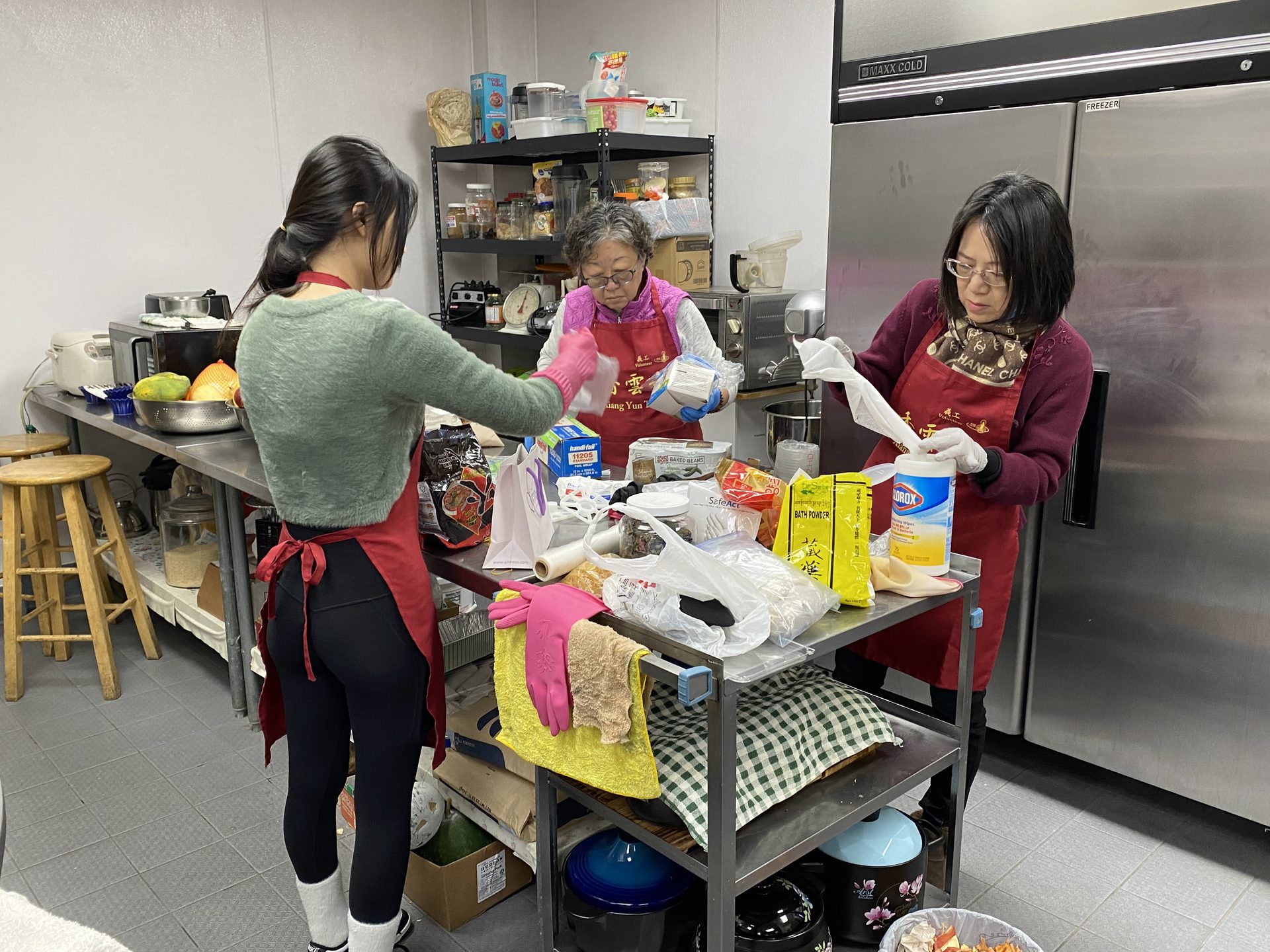 奧斯汀香雲寺除舊佈新 迎新春