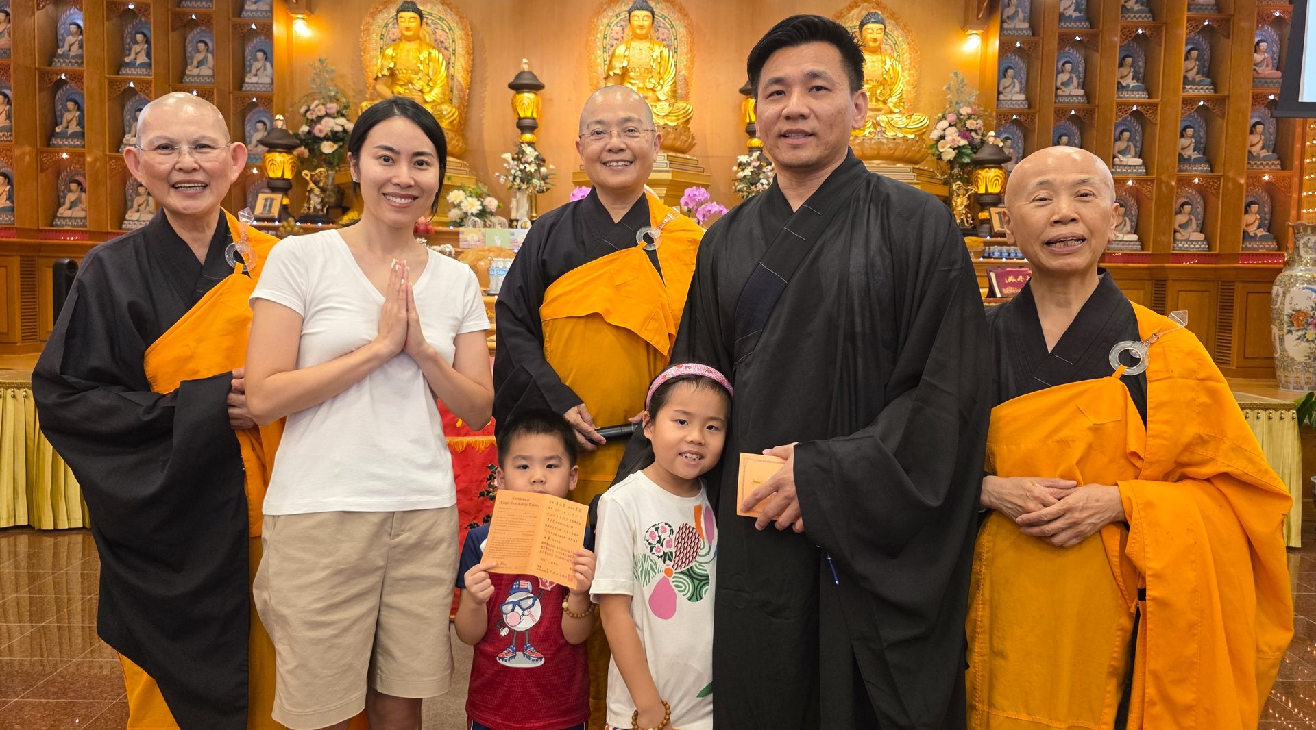 Taking Refuge at Xiang Yun Temple — A Baby in the Womb Blessed by the Buddha