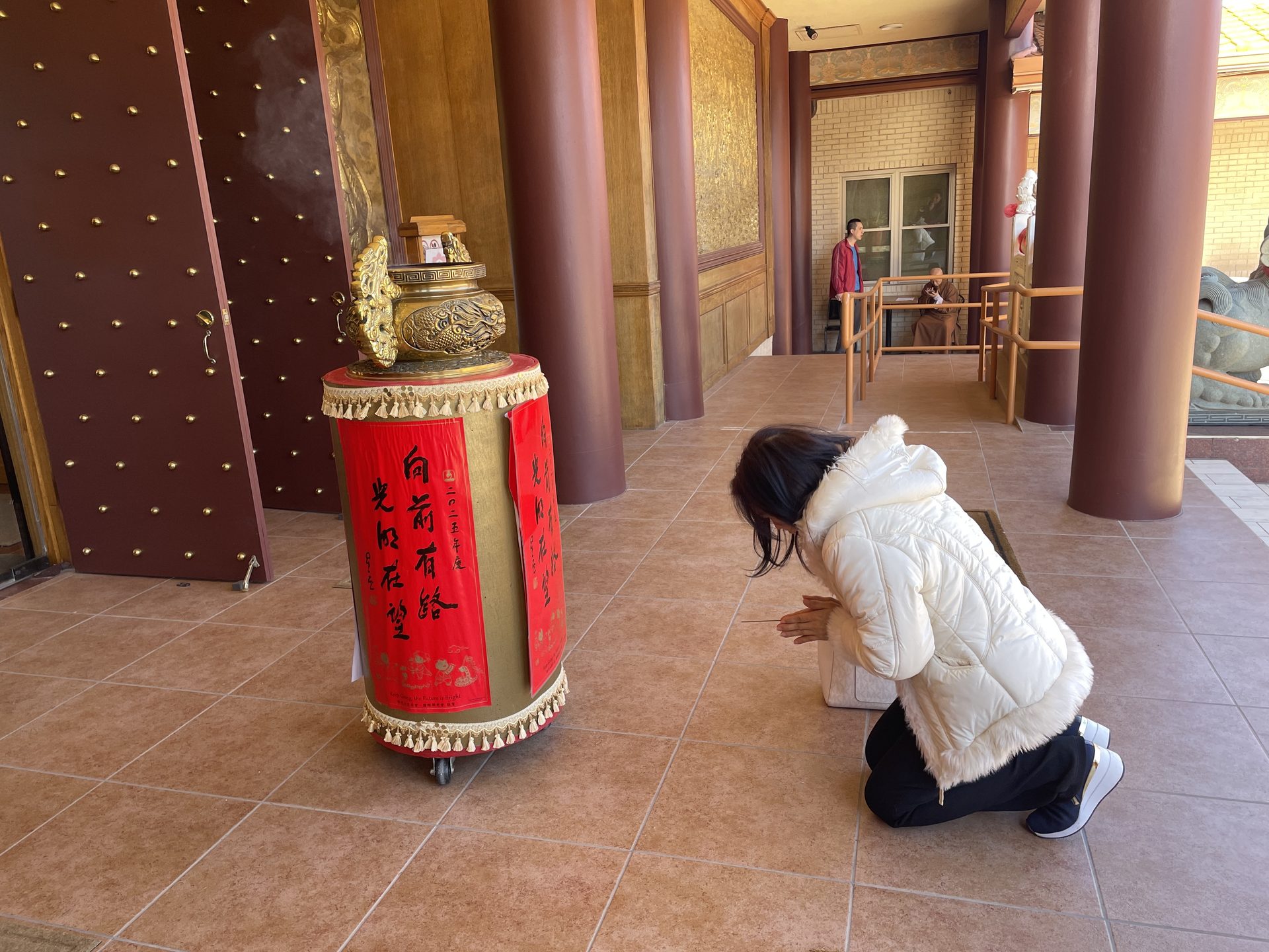 Vietnamese Jade Peace Temple in Houston Visited Xiang Yun Temple