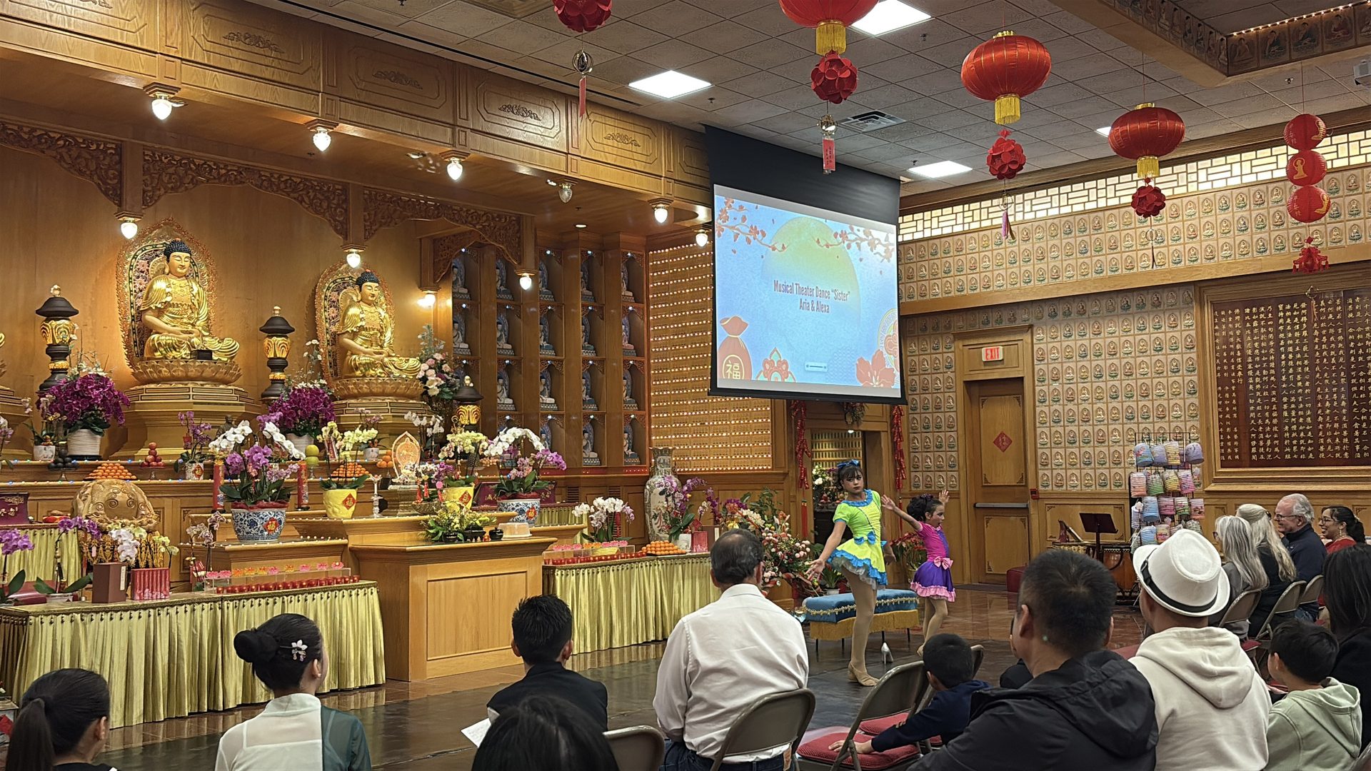 Xiang Yun Temple Lantern Festival Banquet: Celebrating with Lantern Riddles
